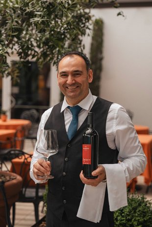 Nikola